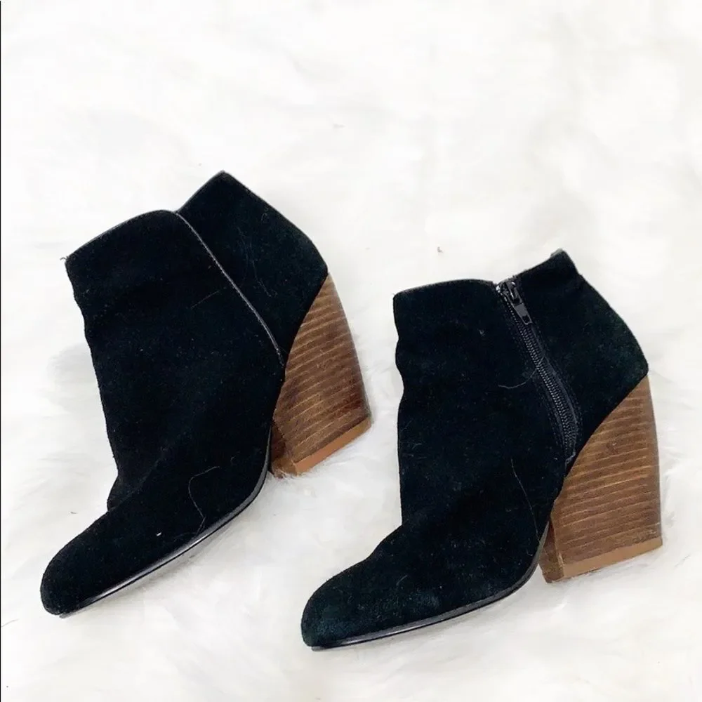 URBAN OUTFITTERS Ecote Black Stacked Heel Bootie